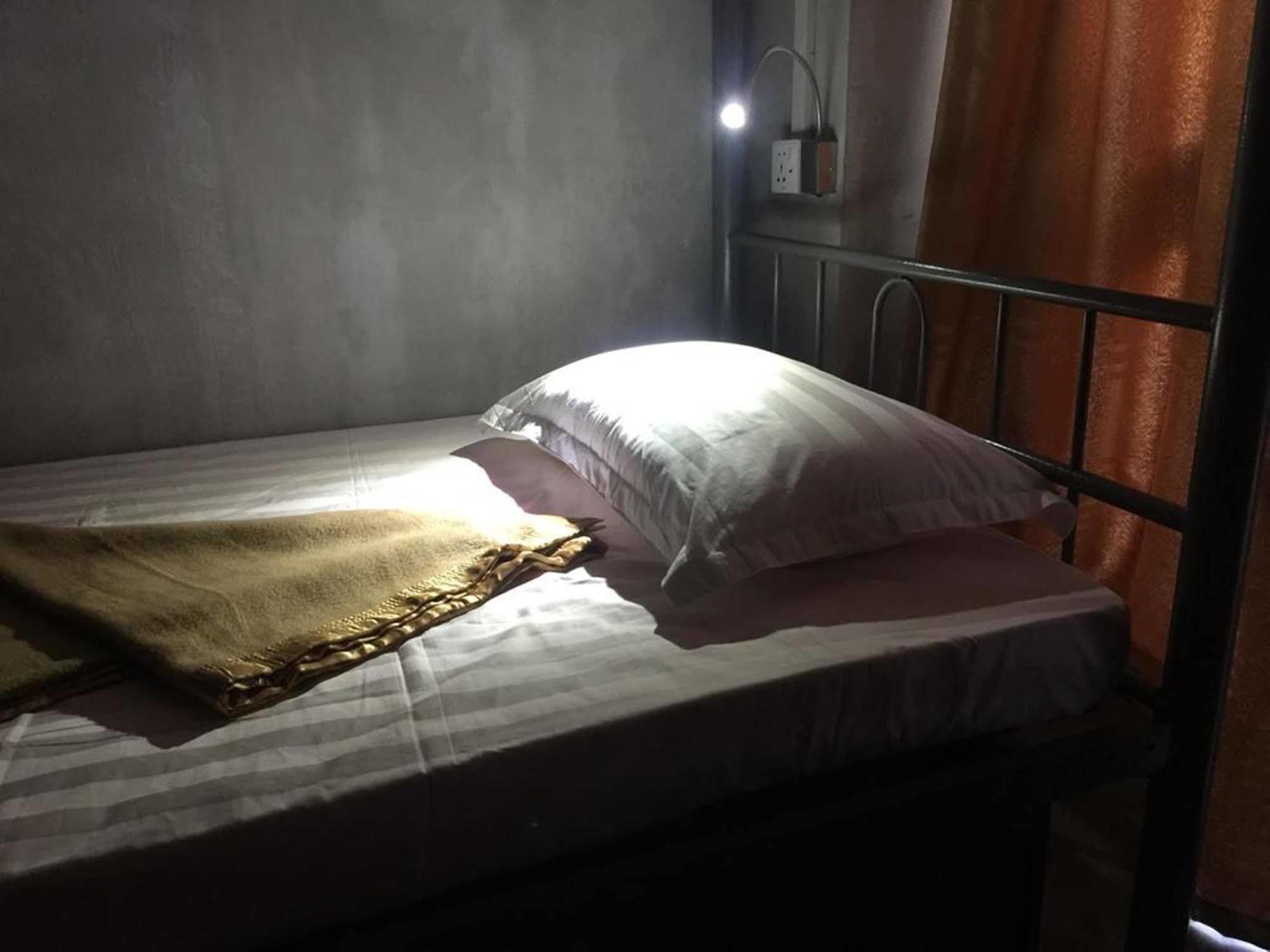 Shwe Yo Vintage Hostel Gyogon Extérieur photo